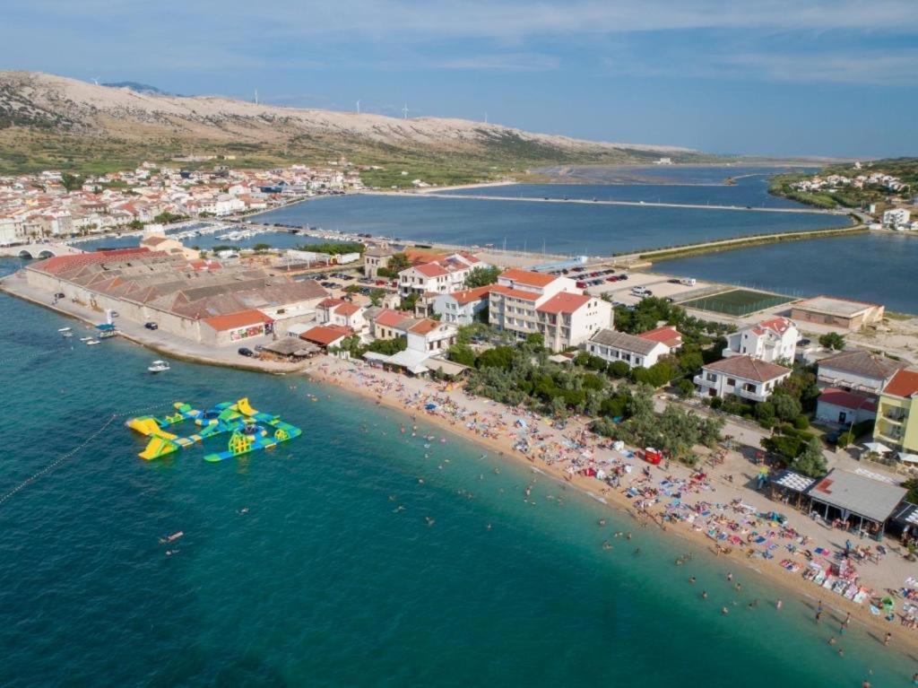 4Rest Vila Паг Екстериор снимка